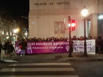 CONCENTRACIÓN DE LA RED FEMINISTA CONTRA LA VIOLENCIA MACHISTA