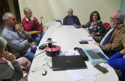 Visita de los diputados provinciales de Ganemos-IU a La Roda.