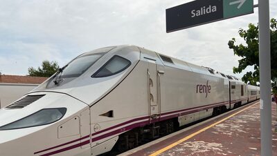 Unidas Podemos lleva a la Diputación una moción para recuperar y mejorar el tren público en la provincia