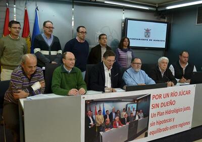 Moción conjunta de los grupos municipales de IU y PSOE en el Ayuntamiento de Albacete