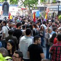 IU participa en la concentración exigiendo el derecho a un referendun: Monarquía o República