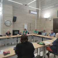 La Asamblea Local de Izquierda Unida aprueba dos resoluciones que reflejan la esencia de nuestra lucha