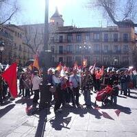 Manifestación en Toledo contra los recortes sociales, la reforma laboral y el "tijeretazo" a las pensiones. 27-2-2011