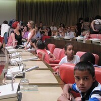 Recepción en el Ayuntamiento de Albacete a la/os niña/os saharauis y familias de acogida del programa "Vacaciones en Paz"