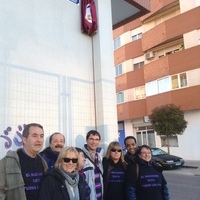Colocación de la placa en la Plaza 25 de Noviembre-Contra la Violencia de Género, en Albacete, a iniciativa de la Asamblea de Mujeres y propuesta al Ayuntamiento por parte del Grupo Municipal de IU